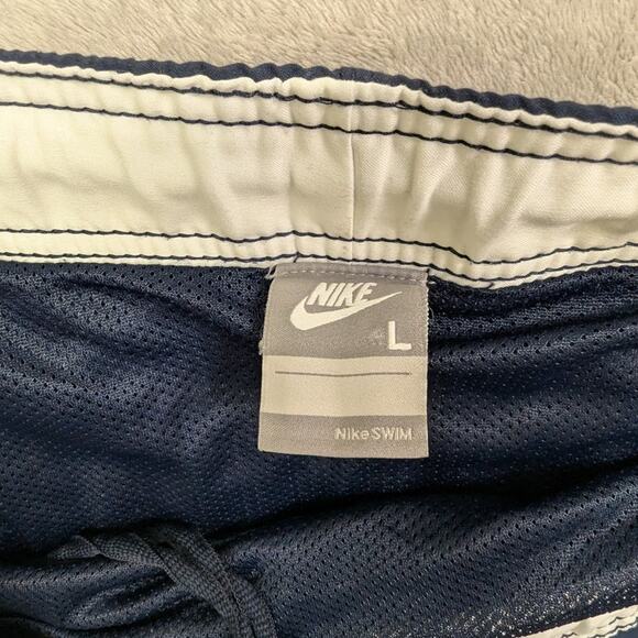 Nike Swim Trunks Navy Blue Mens Large Lining Draw String Cargo Pockets - Picture 4 of 7